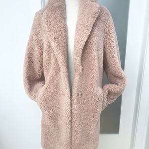 Aritizia Wilfred Free Teddy Cocoon coat in dusty rose XS but can go to Med